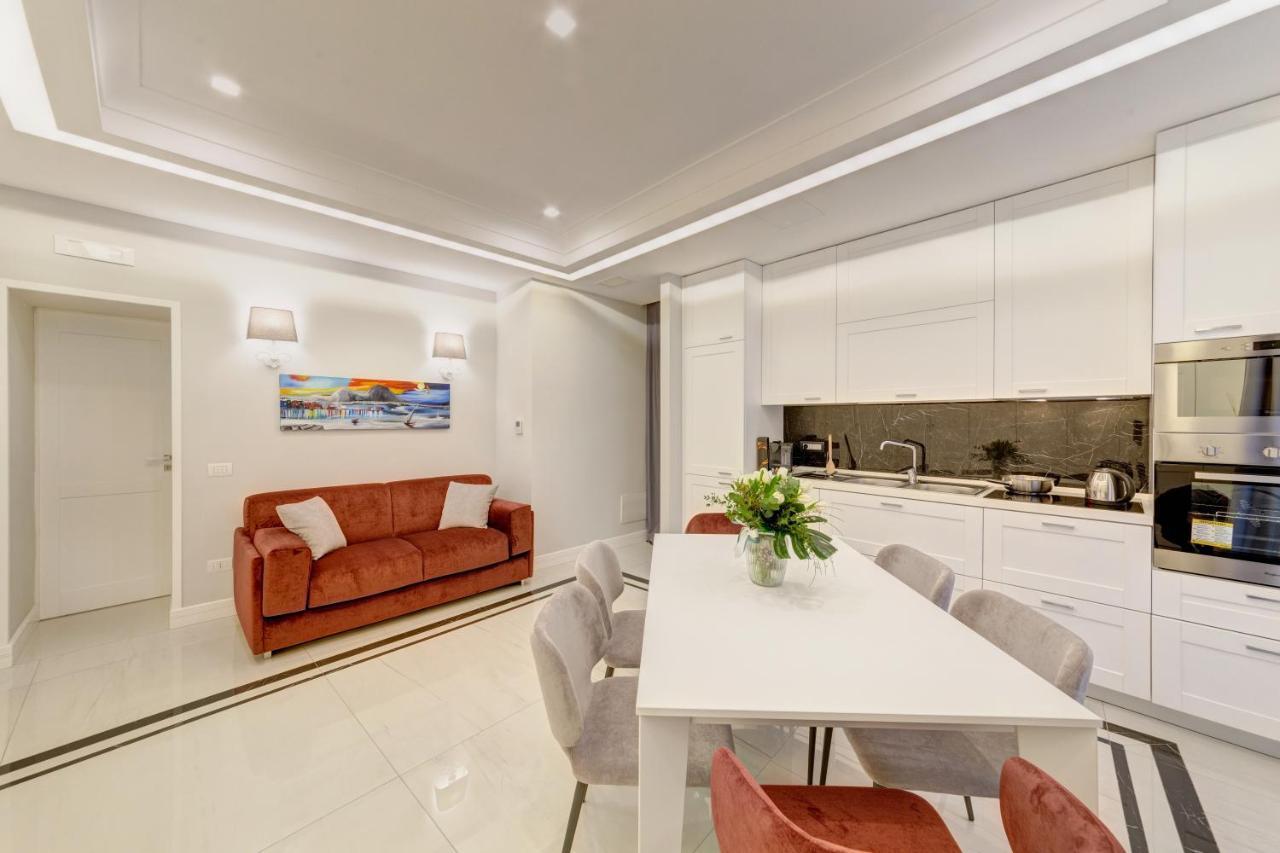 Appartement S&T Luxury House In Plebiscito Square à Naples Extérieur photo