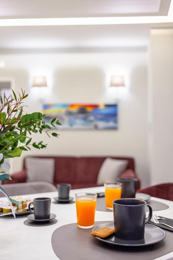 Appartement S&T Luxury House In Plebiscito Square à Naples Extérieur photo